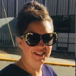 Meet your Posher, Rebecca